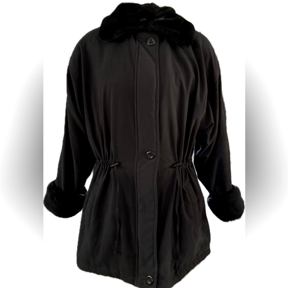 LARRY LEVINE Warm Winter Black Coat Luxury Poly fur & quilt lined Excellent M-L
